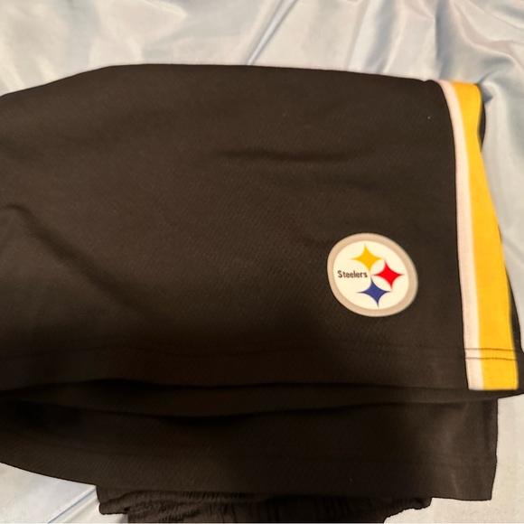Pittsburgh Steelers Nike basketball shorts - Picture 2 of 3